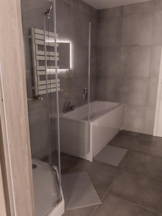 Appartamento Apartament Pod Lasem Oldrzychowice Klodzkie Esterno foto