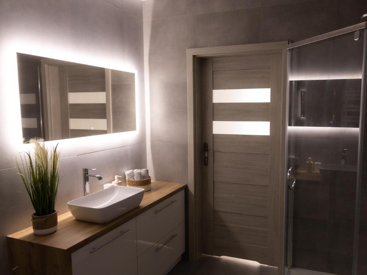 Appartamento Apartament Pod Lasem Oldrzychowice Klodzkie Esterno foto