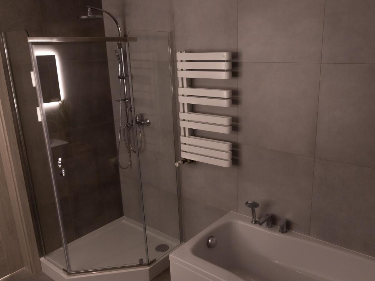 Appartamento Apartament Pod Lasem Oldrzychowice Klodzkie Esterno foto